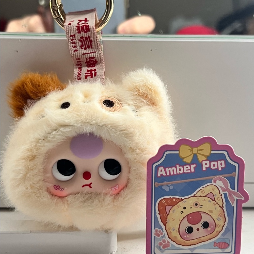 baby three petit cat wardrobe head plush keychain